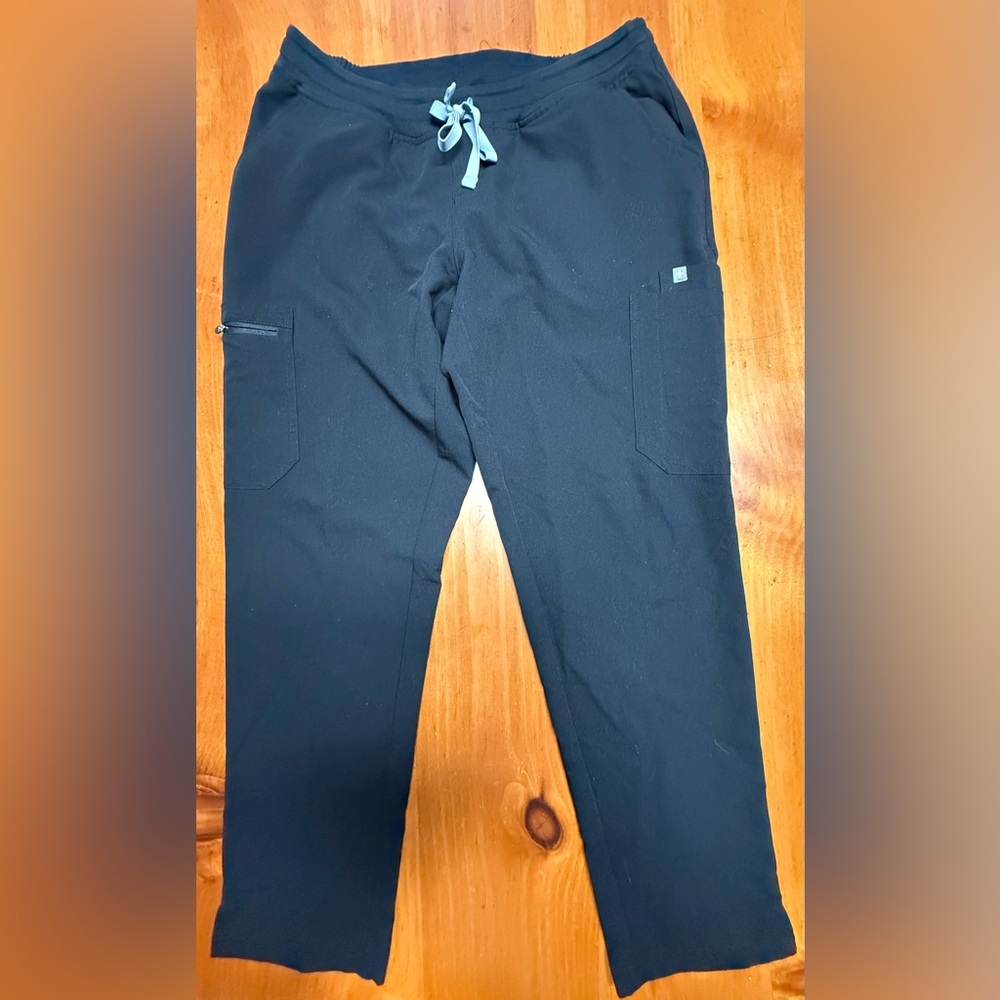 Figs MATERNITY Black Technical Scrub Pants MED